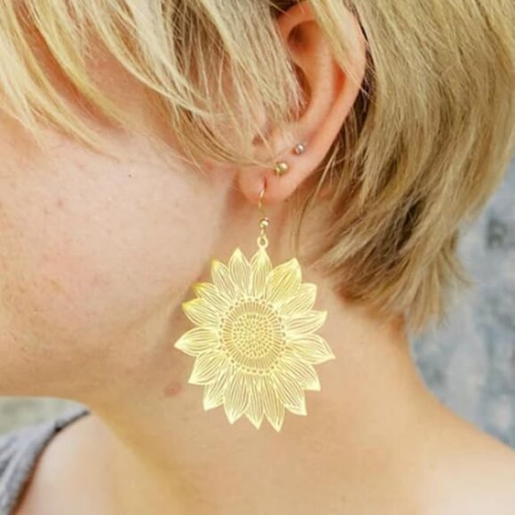 Jewelry - Sunny Bloom Earrings